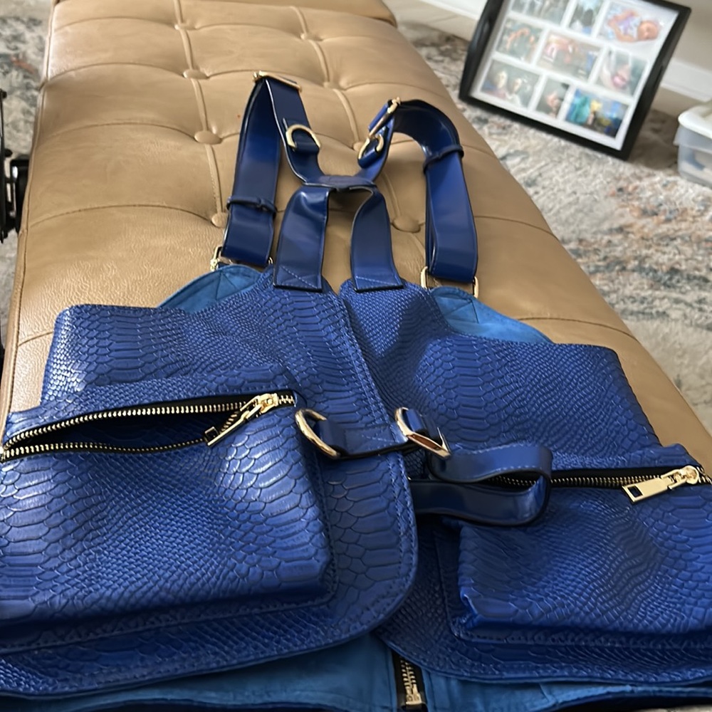 Tote And Carry Tactical Vest Snake Skin Appearance Wi… Gem